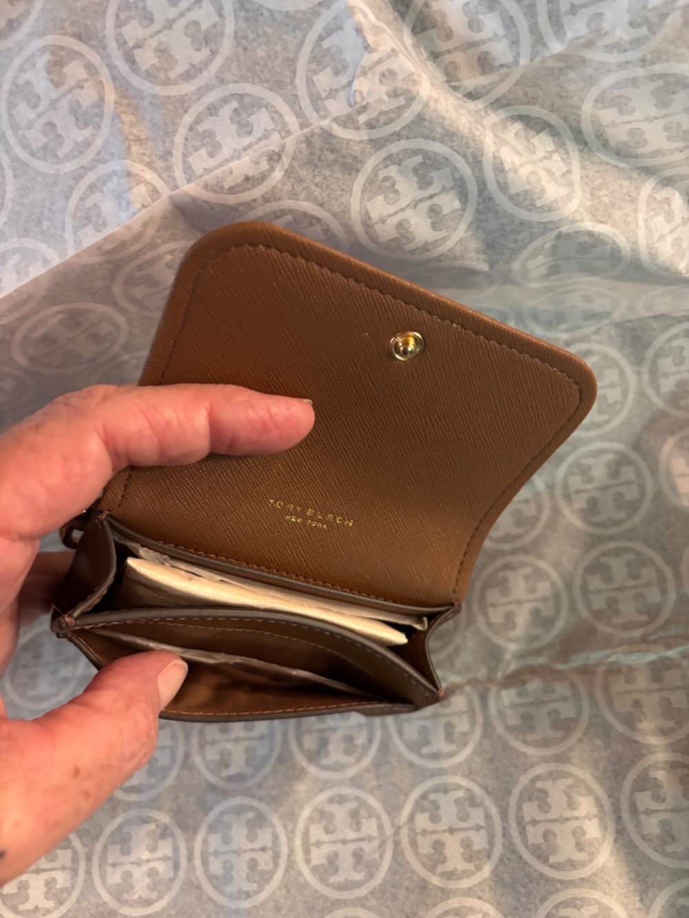Tory Burch small wallet brown NWOT - Picture 4 of 4
